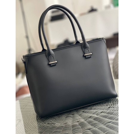 Сумка женская форматная из натуральной кожи Genuine leather 27563 черная